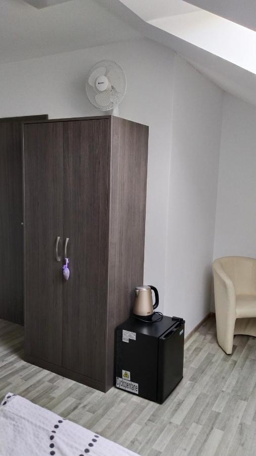 Penzion U Brazdu Ivancice Buitenkant foto