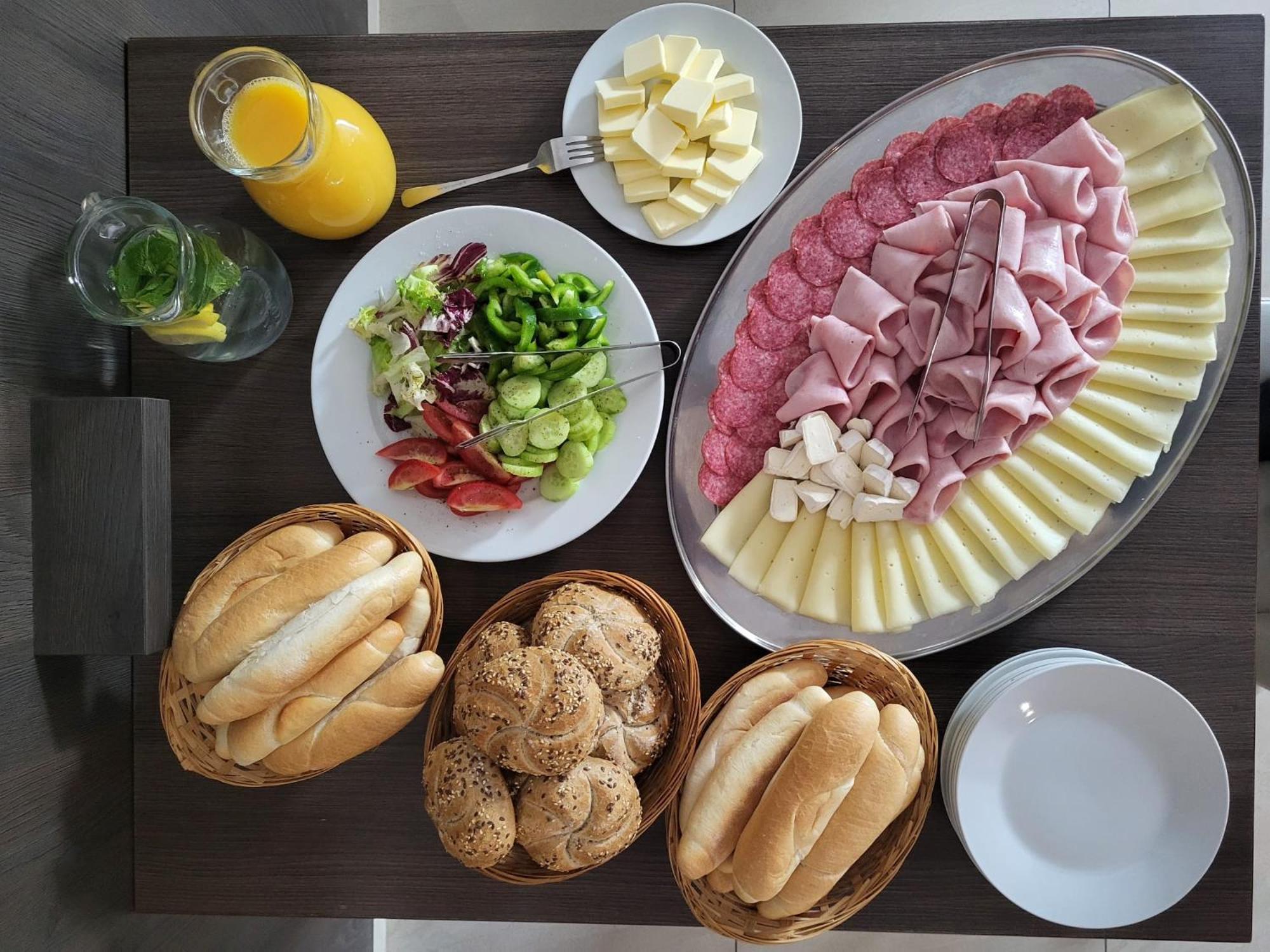Penzion U Brazdu Ivancice Buitenkant foto